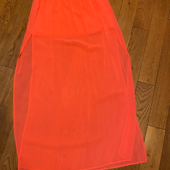 Hot Pink Sheer H&M Mini Skirt. Size 6
